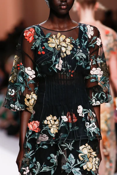 Look 145